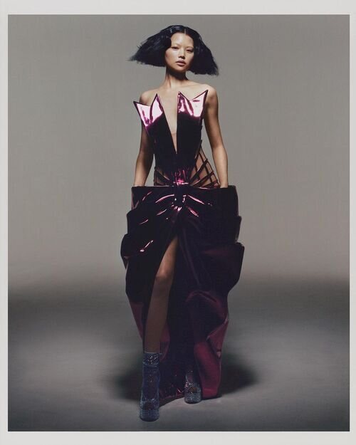 Look 'PLASTIC OFF THE SOFA' de Beyoncé x Balmain