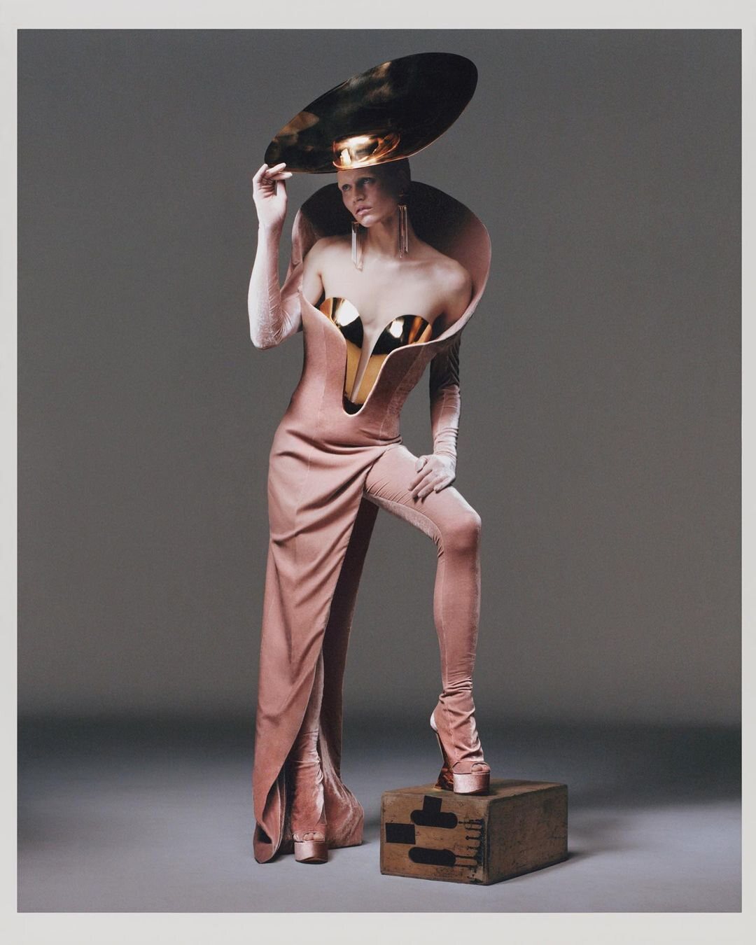 Look 'VIRGO'S GROOVE' de Beyoncé x Balmain