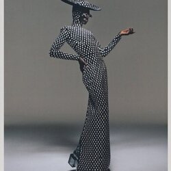Look 'HEATED' de Beyoncé x Balmain