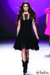Vestido de tul negro de la colección otoño/invierno 2012/2013 de Teresa Helbig