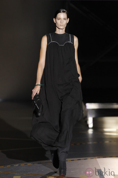 Mono saco de la colección otoño/invierno 2012/2013 de Davidelfin