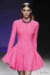 Vestido fucsia de la colección otoño/invierno 2012/2013 de María Escoté