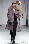 Abrigo de caballero de la colección otoño/invierno 2012/2013 de Miguel Marinero