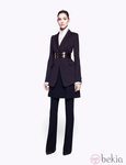 Traje de chaqueta de la colección pre-fall 2012 de Alexander McQueen