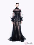 Vestido negro de tul transparente de la colección pre-fall 2012 de Alexander McQueen