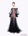 Vestido transparente con flores de la colección pre-fall 2012 de Alexander McQueen