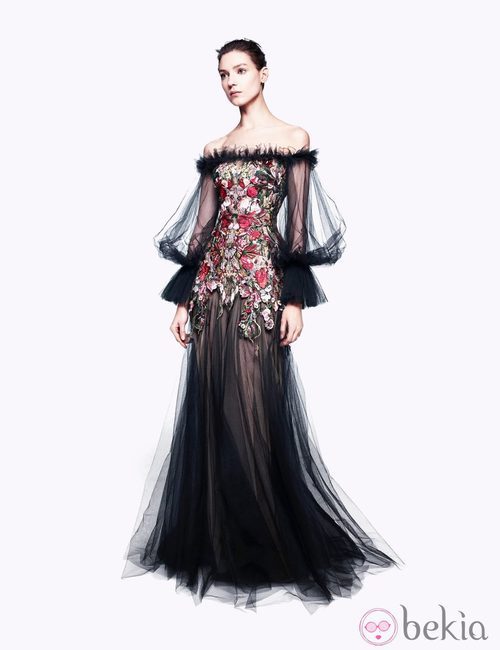 Vestido transparente con flores de la colección pre-fall 2012 de Alexander McQueen