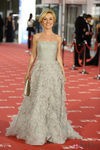 Cayetana Guillén Cuervo con vestido de Oscar de la Renta en los Goya 2012