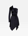 Vestido asimétrico con nudos y retorcidos en negro de Pepa Salazar x Bershka
