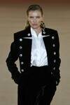 Esther Cañadas en su regreso a las pasarelas en 2020 para Balmain