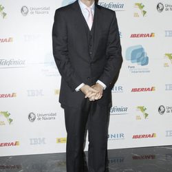 Iñaki Urdangarín con traje gris oscuro y corbata rosa palo