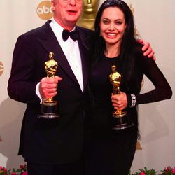 Angelina Jolie en la gala de los Oscar de 2000
