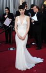 Rooney Mara escogió un modelo de Givenchy para los Oscar de 2012