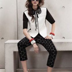 Blusa blanca con cuello de lentejuelas de Marni para H&M