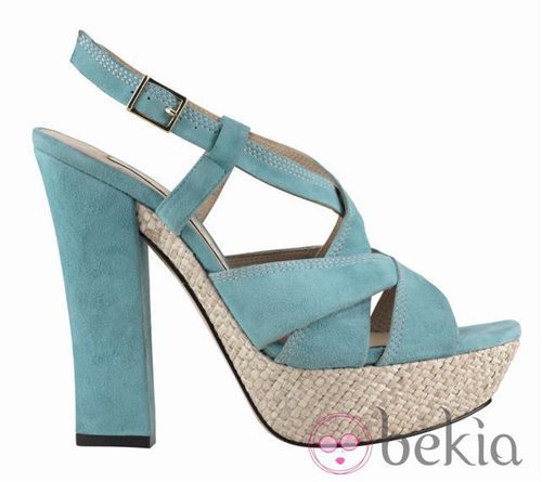 Sandalias color pastel de la nueva colección verano 2012 de Pura López