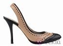 Zapatos en tono nude y negro de la colección verano 2012 de Pura López