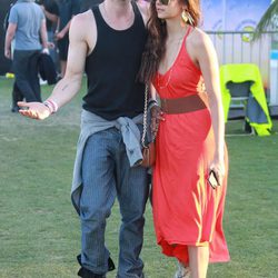 Ian Somerhalder y Nina Dobrev en el Festival de Coachella 2012