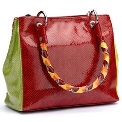 Bolso en rojo y verde de BF Colección Europa primavera/verano 2012 