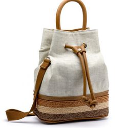 Bolso tipo saco de BF Colección Europa primavera/verano 2012 