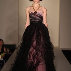 Vestido de fiesta de organza de la temporada otoño/invierno 2012-2013 de Oscar de la Renta