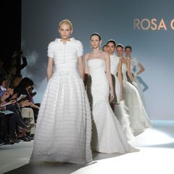 Desfile de Rosa Clará en la pasarela Gaudí Novias
