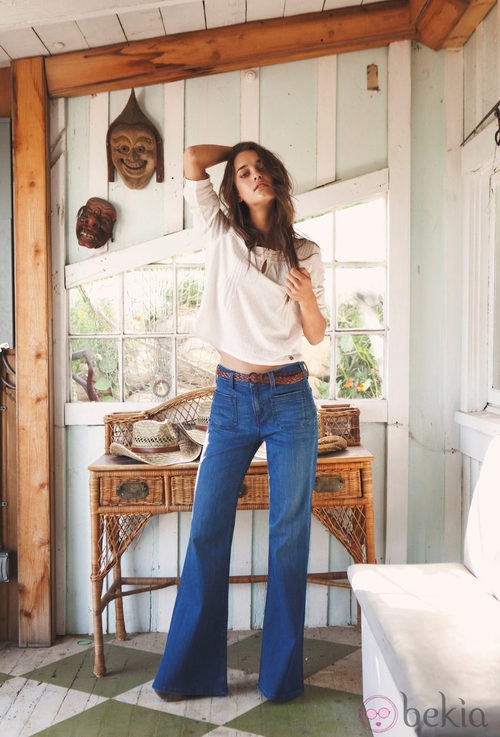 Camisa y vaqueros de la colección de mujer Lee primavera/verano 2012