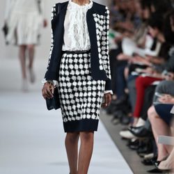 Traje de chaqueta de la Colección Crucero 2013 de Oscar de la Renta