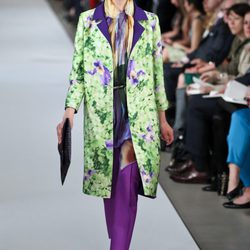 Abrigo estampado de la Colección Crucero 2013 de Oscar de la Renta