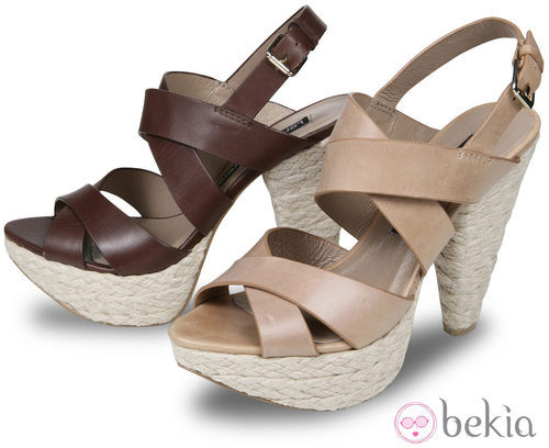 Sandalias de esparto de la colección primavera/verano 2012 de Lorena Carreras