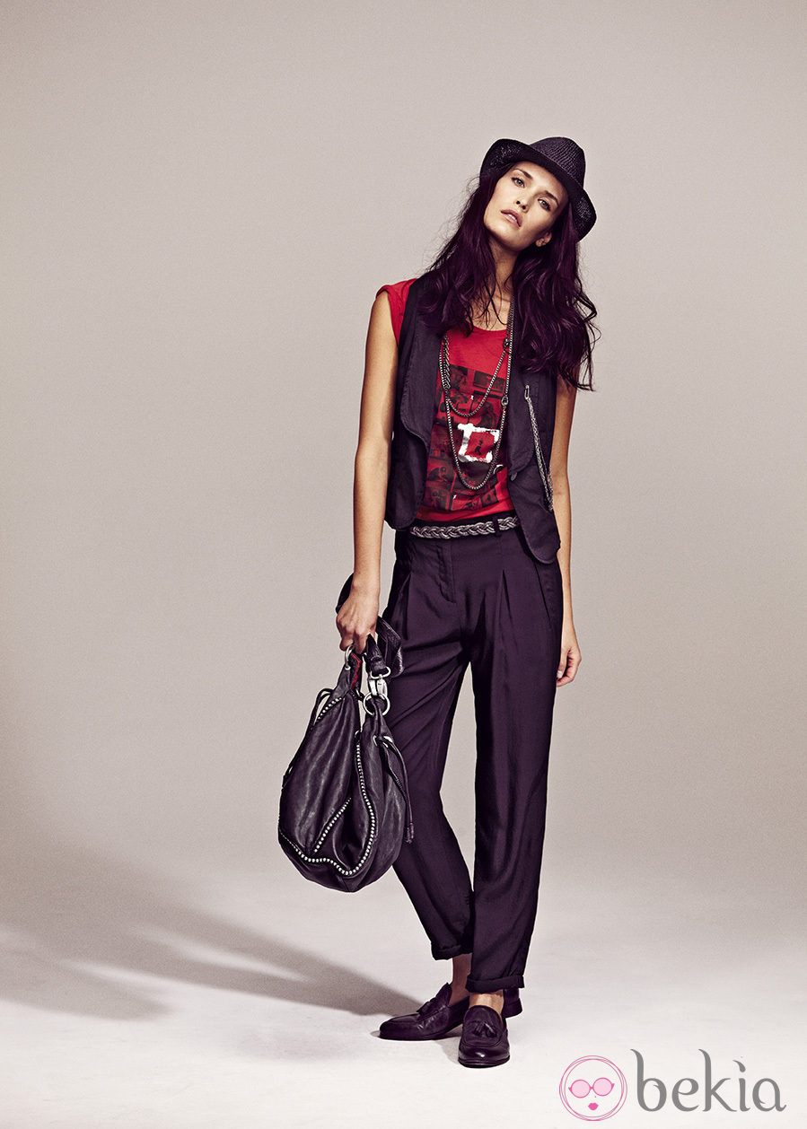 Conjunto de chaleco y pantalón de la colección verano 2012 de IKKS