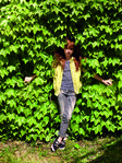 Chaqueta y jeans de la colección verano 2012 de Benetton Niños