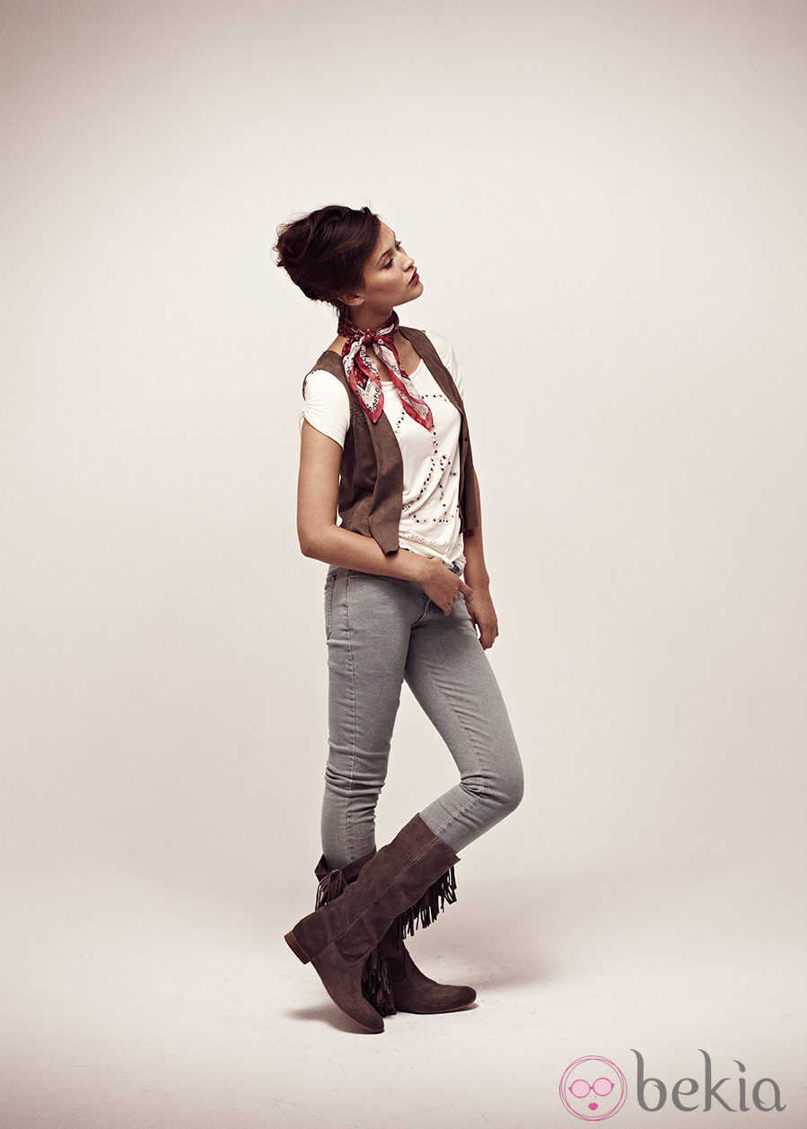 Jeans y chaleco de la colección I.CODE de IKKS verano 2012