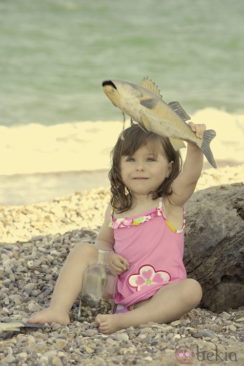 Bañador rosa de la colección verano 2012 de Dolores Cortés DC KIDS