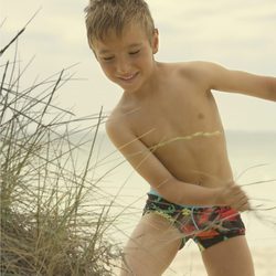 Bañador tipo boxer de la colección verano 2012 de Dolores Cortés DC KIDS