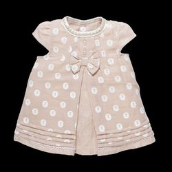 Vestido para bebé de la nueva colección Bateur en Papier de My First Chicco