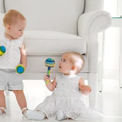 El mismo conjunto para niño y niña de la colección de bebés My First Chicco Verano 2012