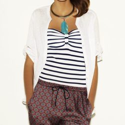 Top de rayas marineras y pantalón estampado estilo pijama de la colección Verano 2012 de suiteblanco