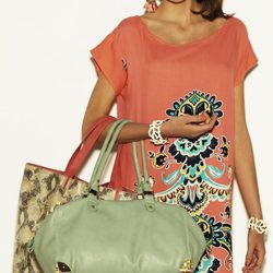 Minivestido estampado en tono coral de la colección Verano 2012 de Suiteblanco
