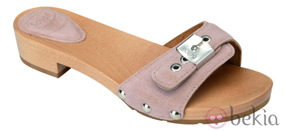 Sandalia rosa de madera de la nueva colección de Scholl para este verano 2012