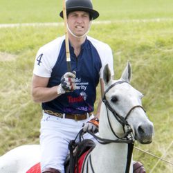 El look del Príncipe Guillermo de Inglaterra para jugar al polo