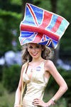Tocado de la bandera de Reino Unido en las carreras de Ascot 2012