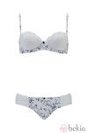 Conjunto lencero con estampado de flores de la colección floral de Goldenpoint