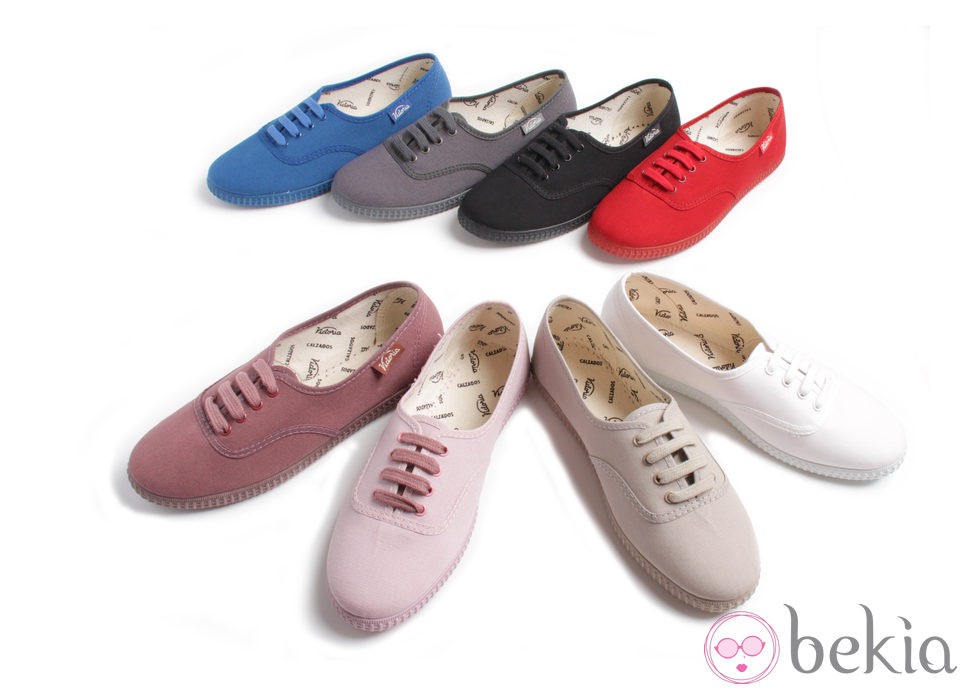 Zapatillas Vitoria monocromáticas colección verano 2012