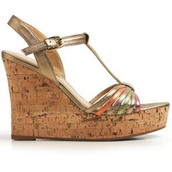 Sandalia de cuña de la nueva colección de Lodi para este verano 2012