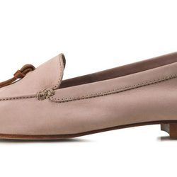 Zapato cerrado de la nueva colección de Lodi para este verano 2012
