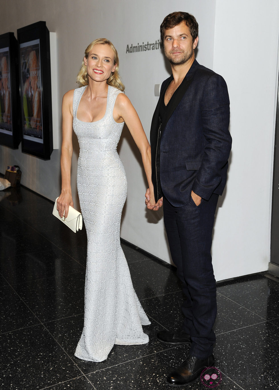 Diane Kruger de Azzedine Alaia en la premiere de 'Farerwell, My Queen'