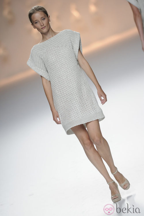 Vestido de punto de la colección primavera/verano 2013 de Sita Murt