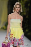 Vestido amarillo de Francis Montesinos, colección primavera/verano 2013