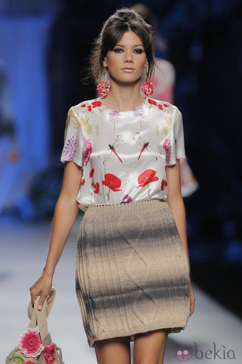 Falda de punto de Francis Montesinos, colección primavera/verano 2013