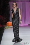 Vestido de noche con escote pico de Francis Montesinos, colección primavera/verano 2013